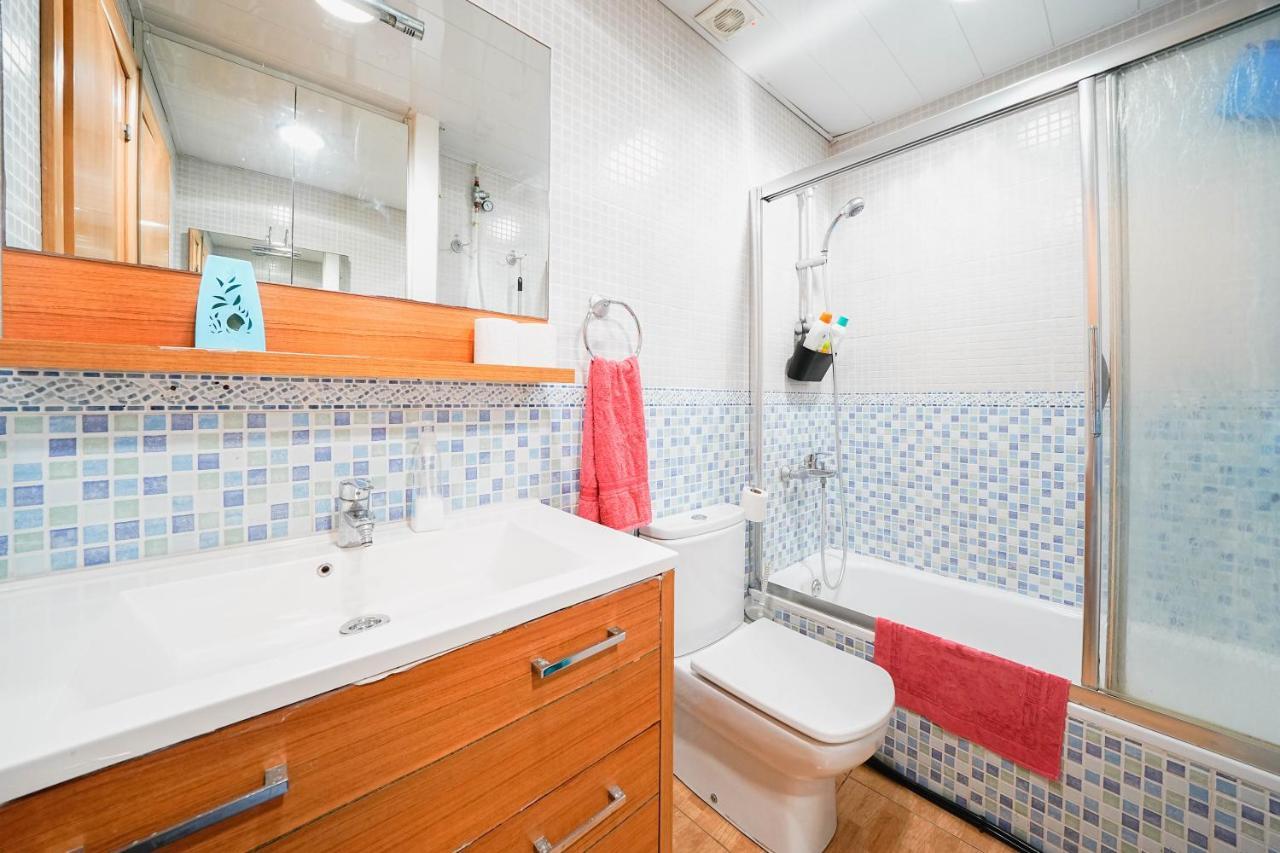Casa Ferrer Apartment L'Hospitalet de Llobregat Ngoại thất bức ảnh